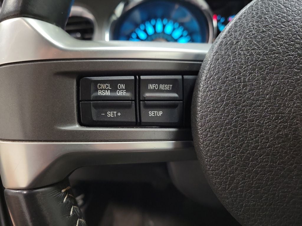 2014 Ford Mustang V6