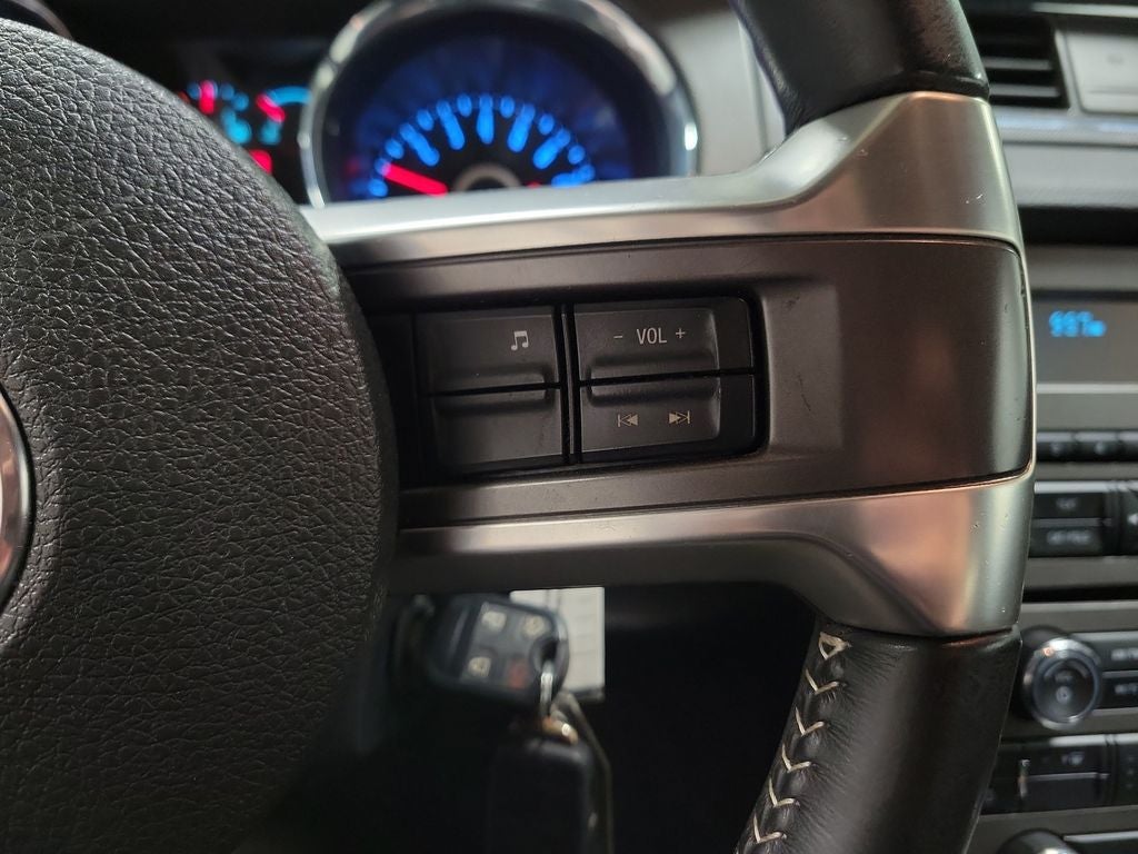 2014 Ford Mustang V6