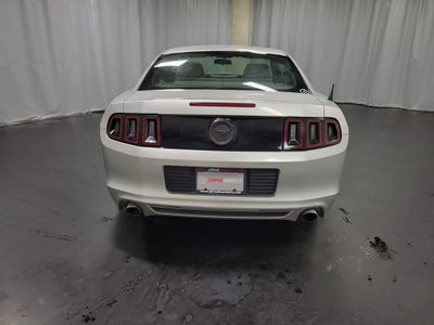 2014 Ford Mustang V6