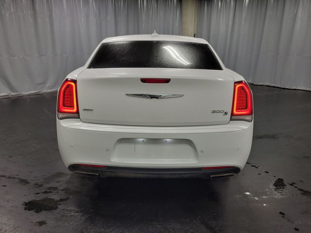 2017 Chrysler 300 S