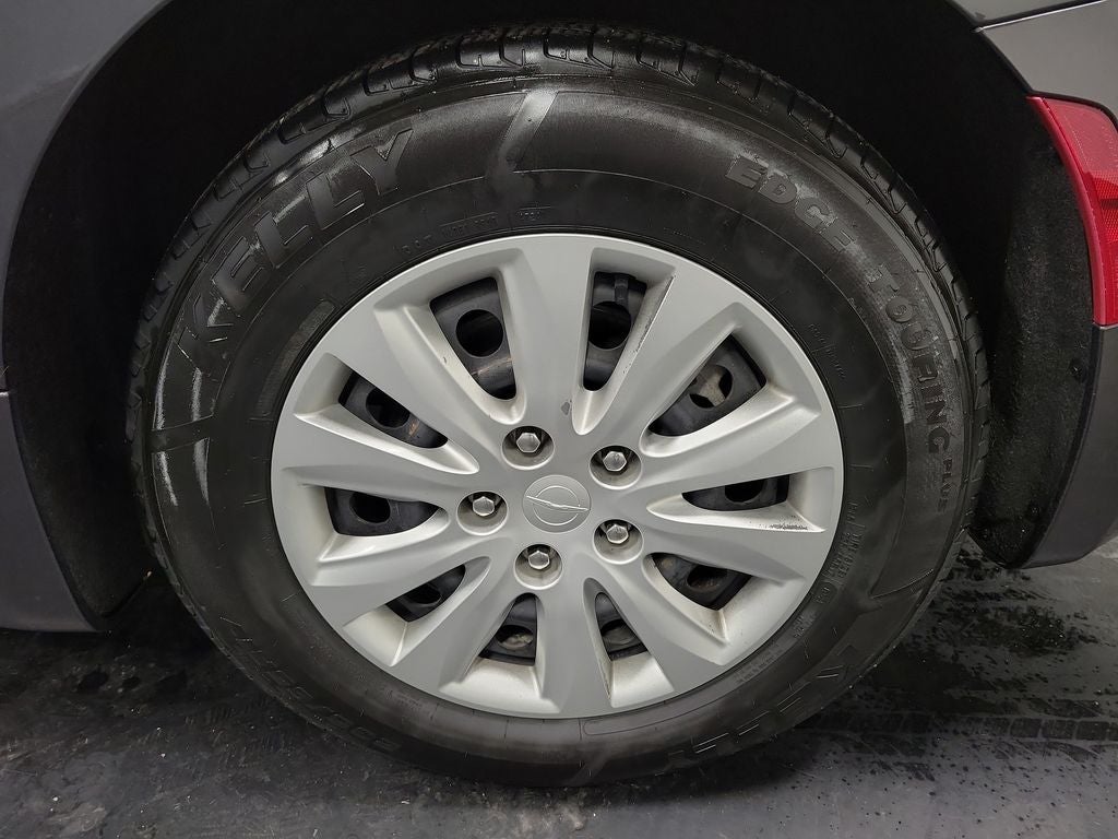 2020 Chrysler Voyager L