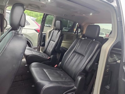 2015 Chrysler Town & Country Touring