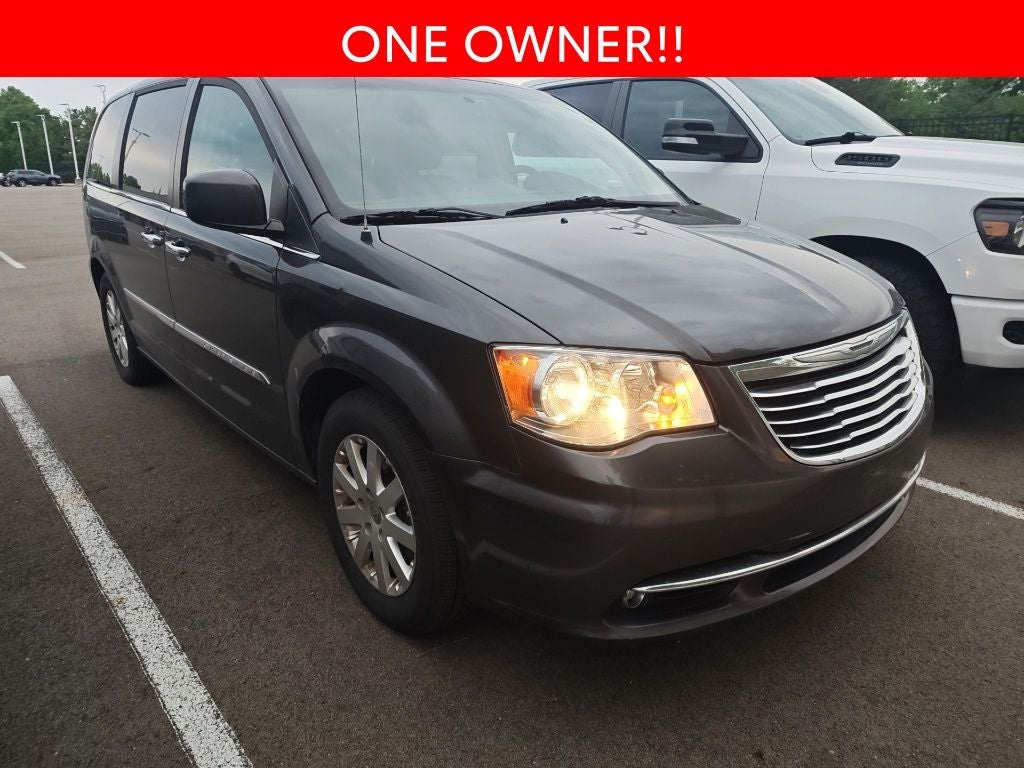 2015 Chrysler Town & Country Touring
