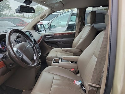 2012 Chrysler Town & Country Touring-L