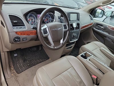 2012 Chrysler Town & Country Touring-L