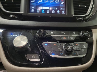 2020 Chrysler Pacifica Touring