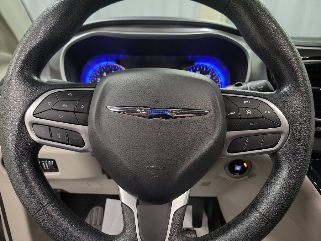 2020 Chrysler Pacifica Touring