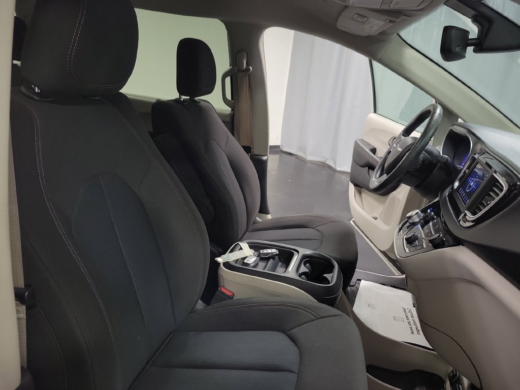 2020 Chrysler Pacifica Touring