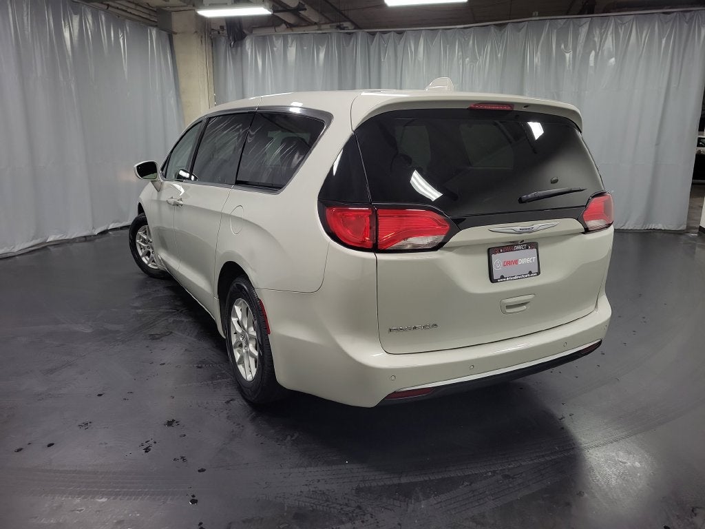 2020 Chrysler Pacifica Touring