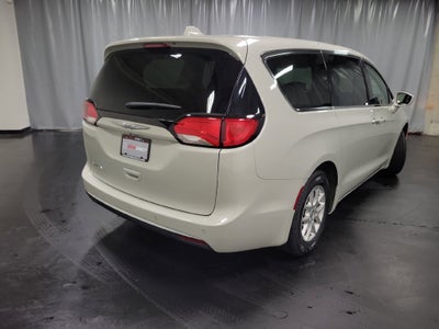 2020 Chrysler Pacifica Touring
