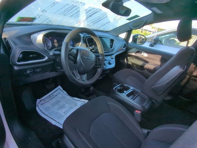 2024 Chrysler Pacifica Touring