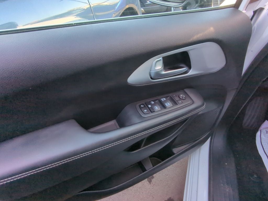 2024 Chrysler Pacifica Touring