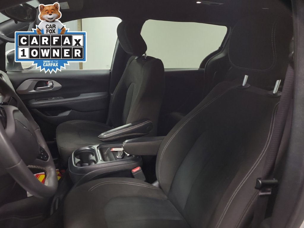 2023 Chrysler Pacifica Touring