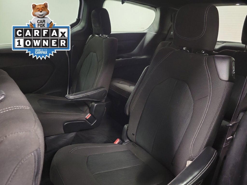2023 Chrysler Pacifica Touring