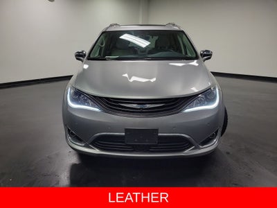 2017 Chrysler Pacifica Hybrid Platinum