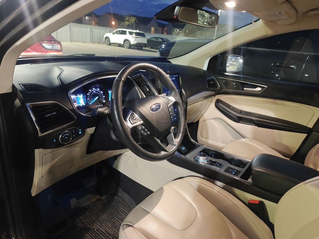2021 Ford Edge Titanium