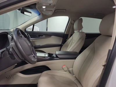 2019 Lincoln Nautilus Select