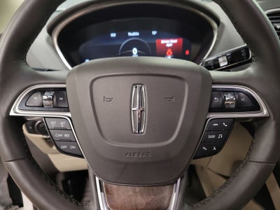 2019 Lincoln Nautilus Select