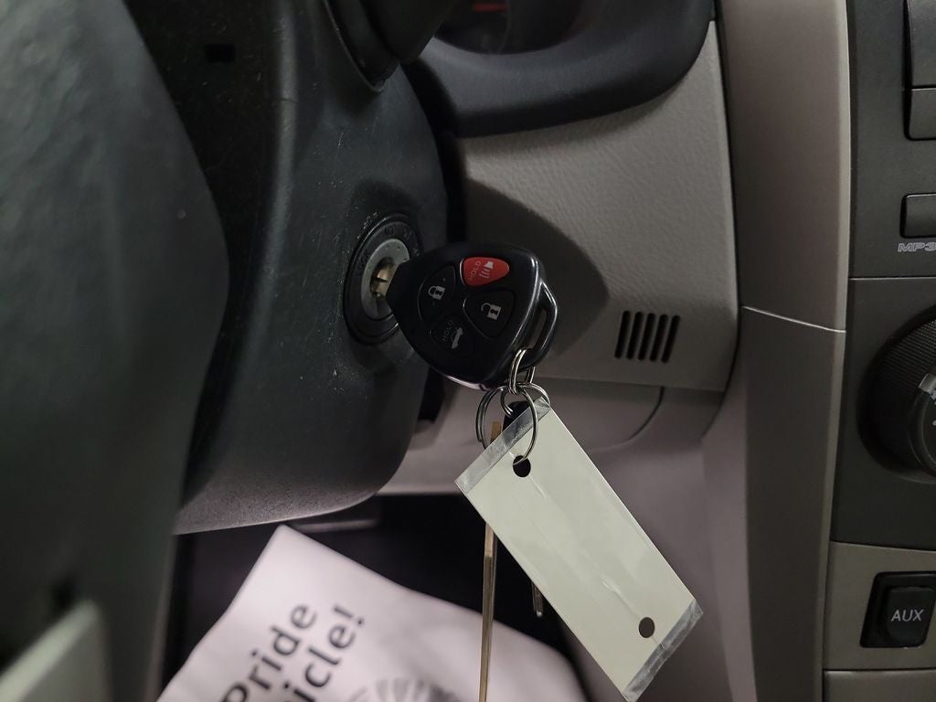 2011 Toyota Corolla LE