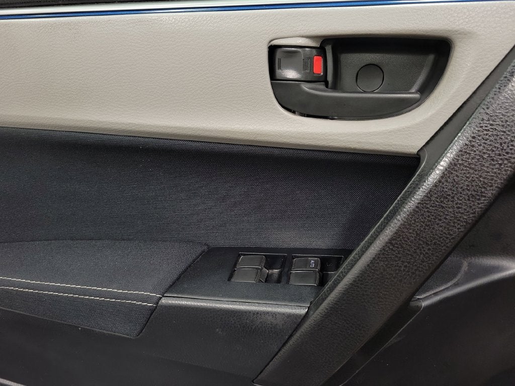 2015 Toyota Corolla LE Plus