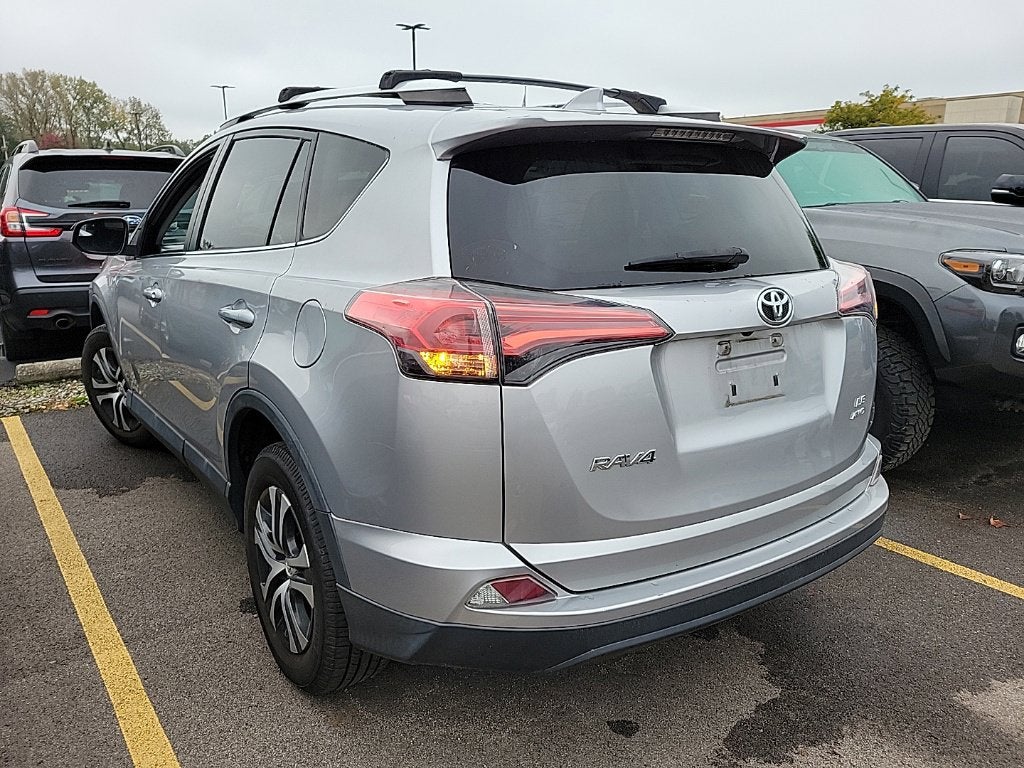 2016 Toyota RAV4 LE