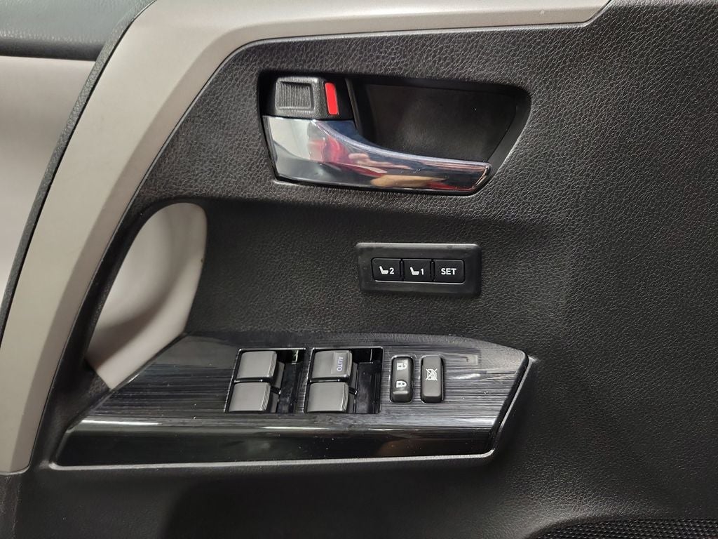 2016 Toyota RAV4 Limited
