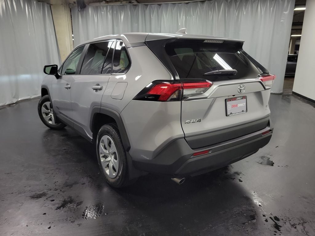 2022 Toyota RAV4 LE