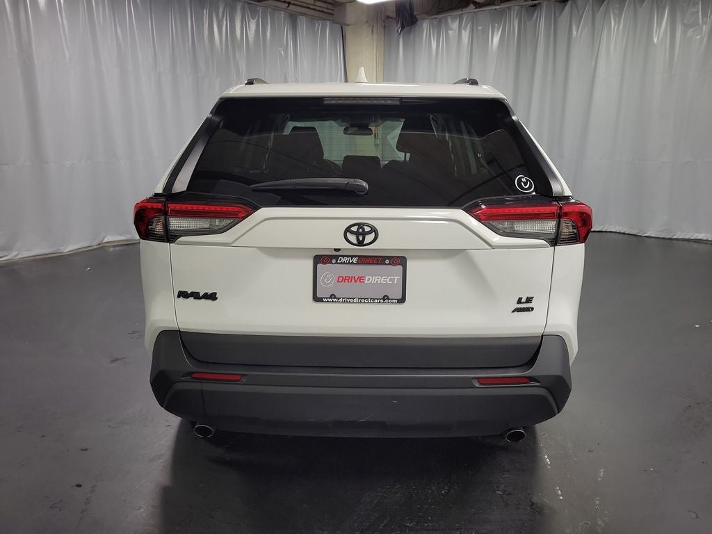2021 Toyota RAV4 LE