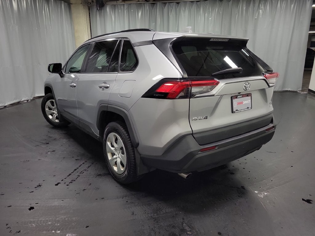 2020 Toyota RAV4 LE