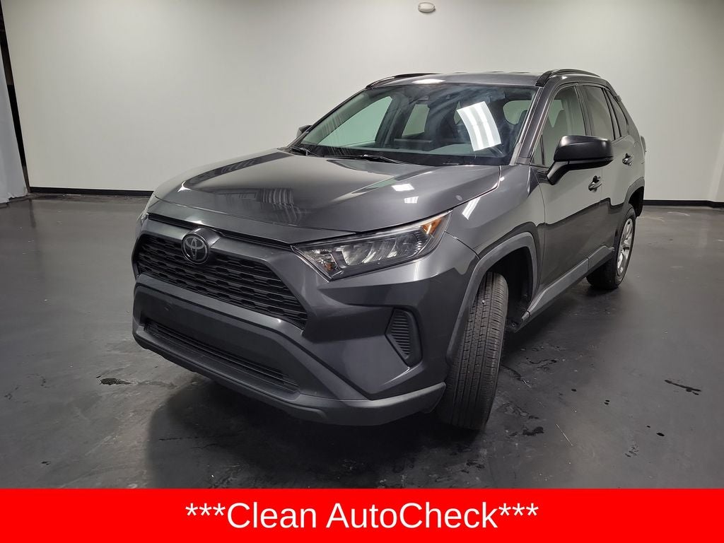2020 Toyota RAV4 LE
