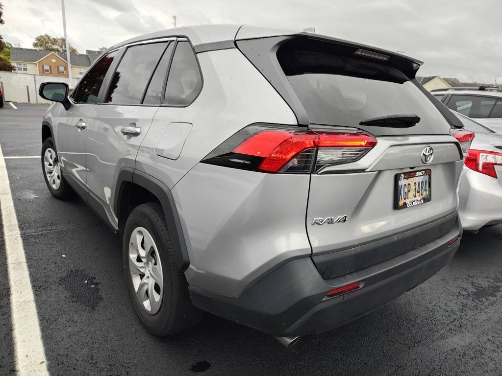 2024 Toyota RAV4 LE