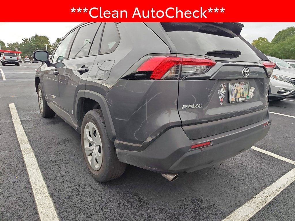 2024 Toyota RAV4 LE