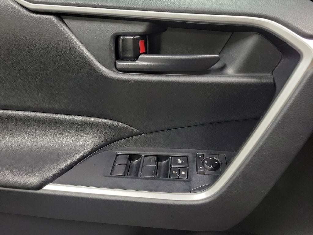 2019 Toyota RAV4 Hybrid LE