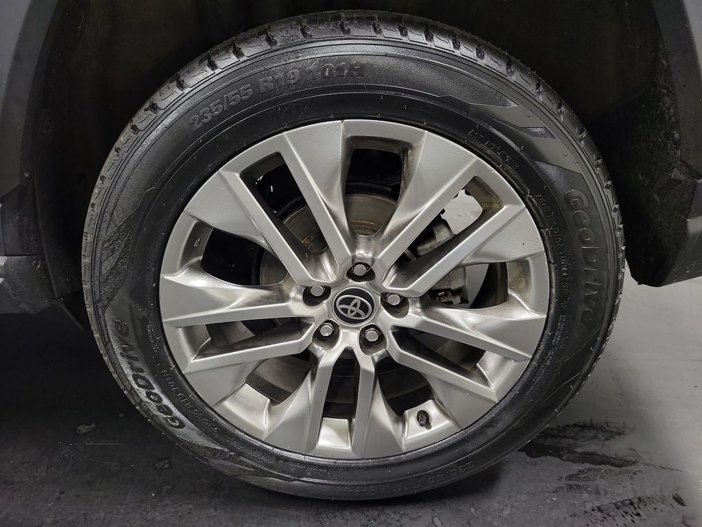 2021 Toyota RAV4 Limited