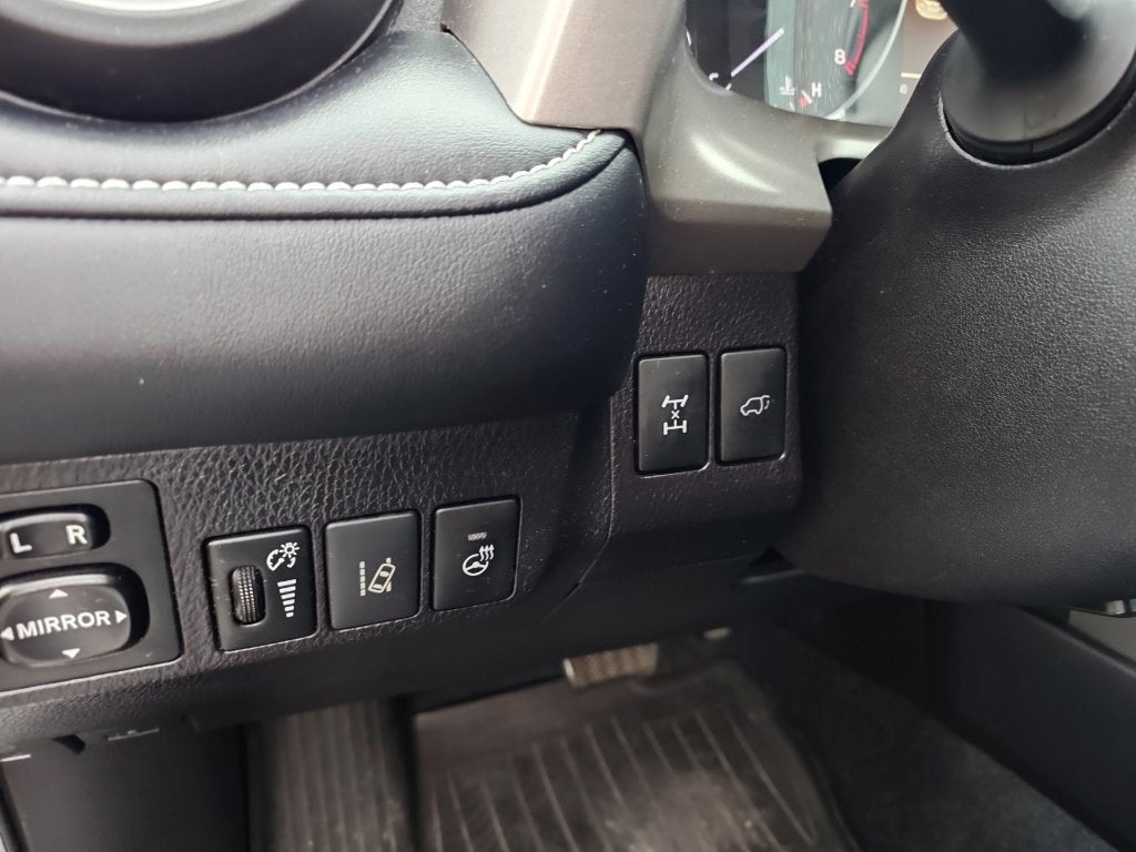2018 Toyota RAV4 Adventure