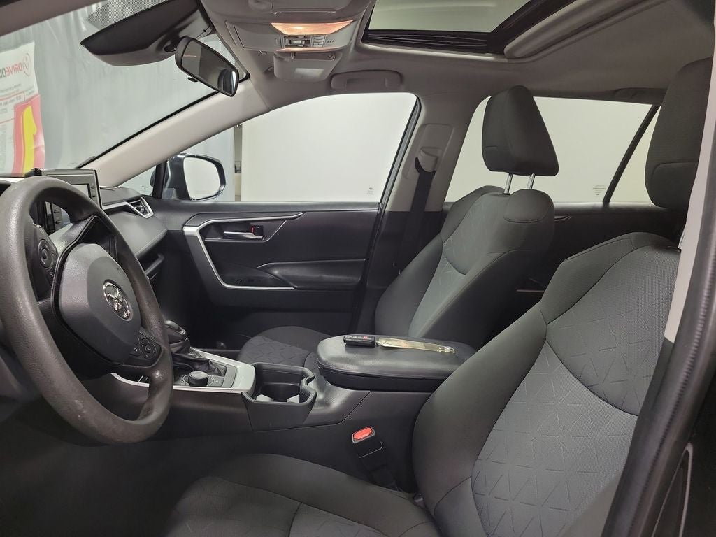 2020 Toyota RAV4 Hybrid XLE