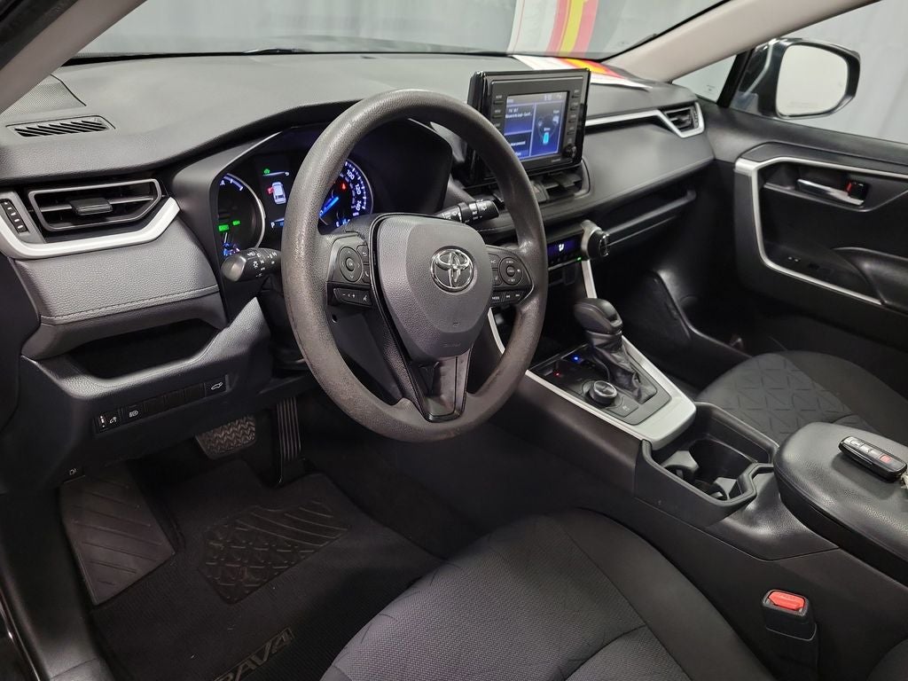 2020 Toyota RAV4 Hybrid XLE