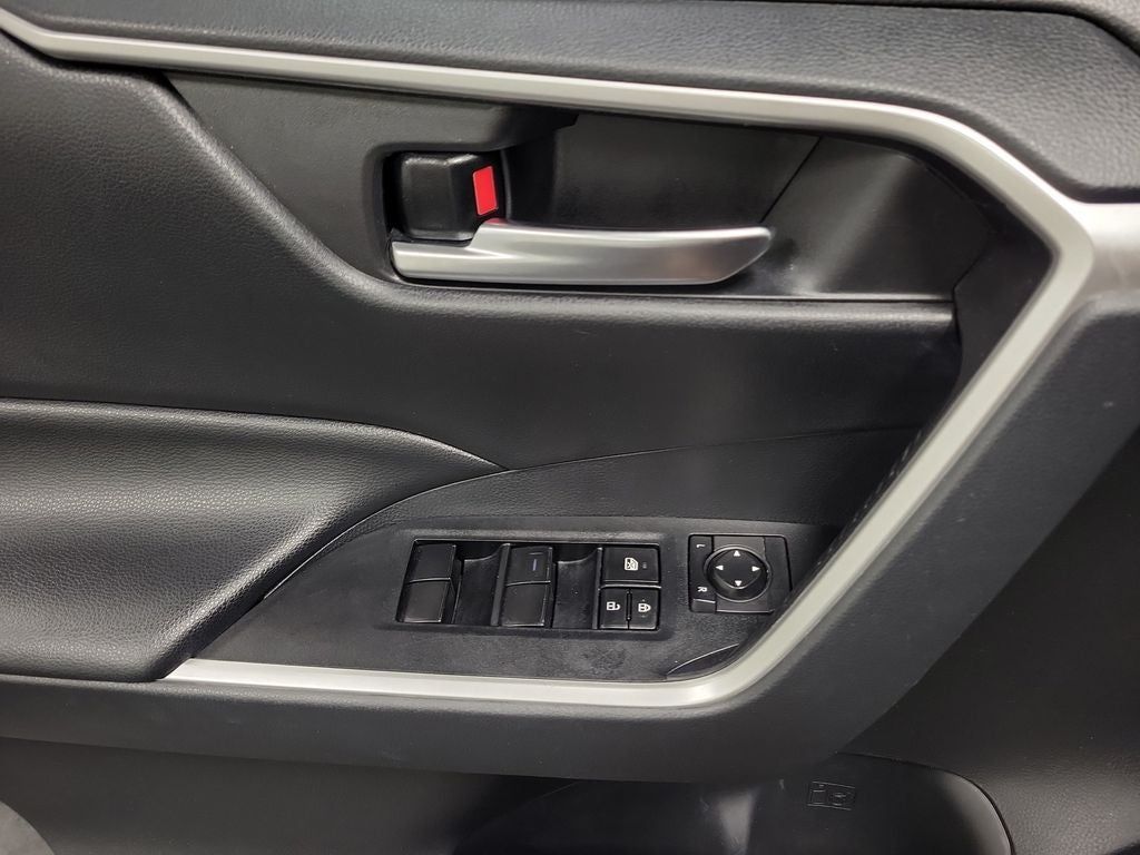 2019 Toyota RAV4 Hybrid XLE