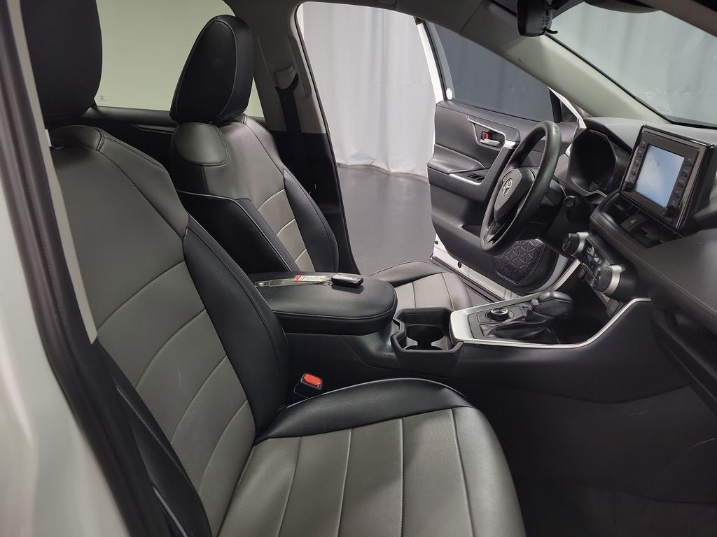 2019 Toyota RAV4 Hybrid XLE