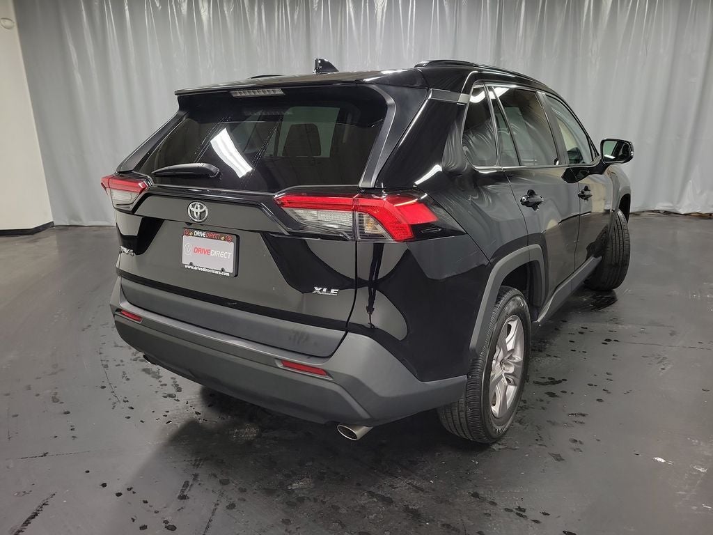 2022 Toyota RAV4 XLE
