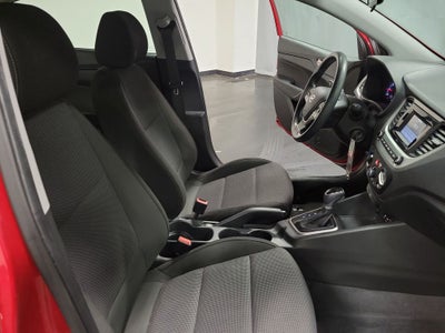 2022 Hyundai Accent SE