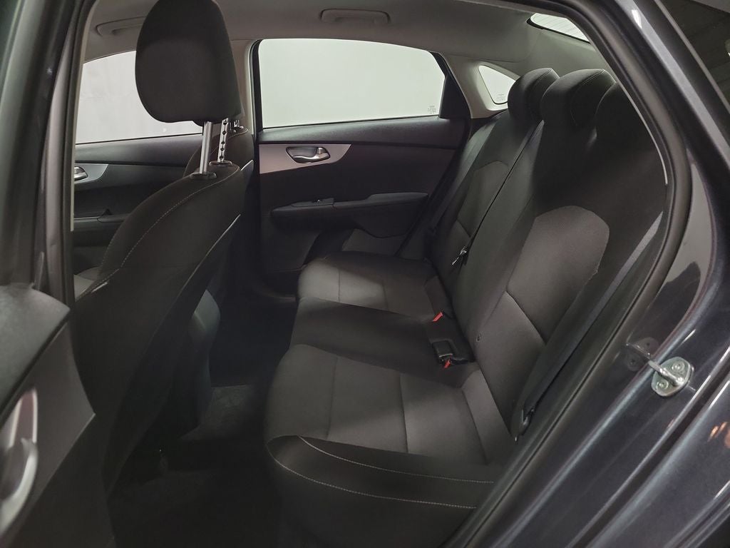 2022 Kia Forte FE