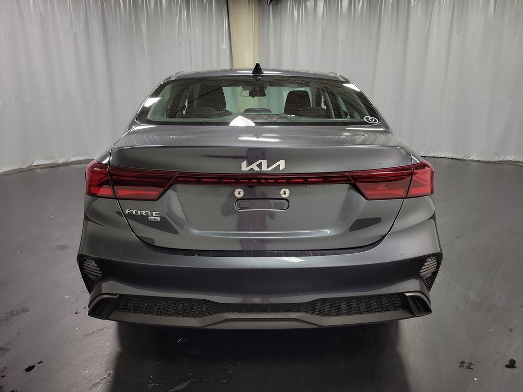 2022 Kia Forte FE
