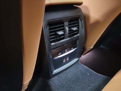 2024 BMW 3 Series 330i xDrive
