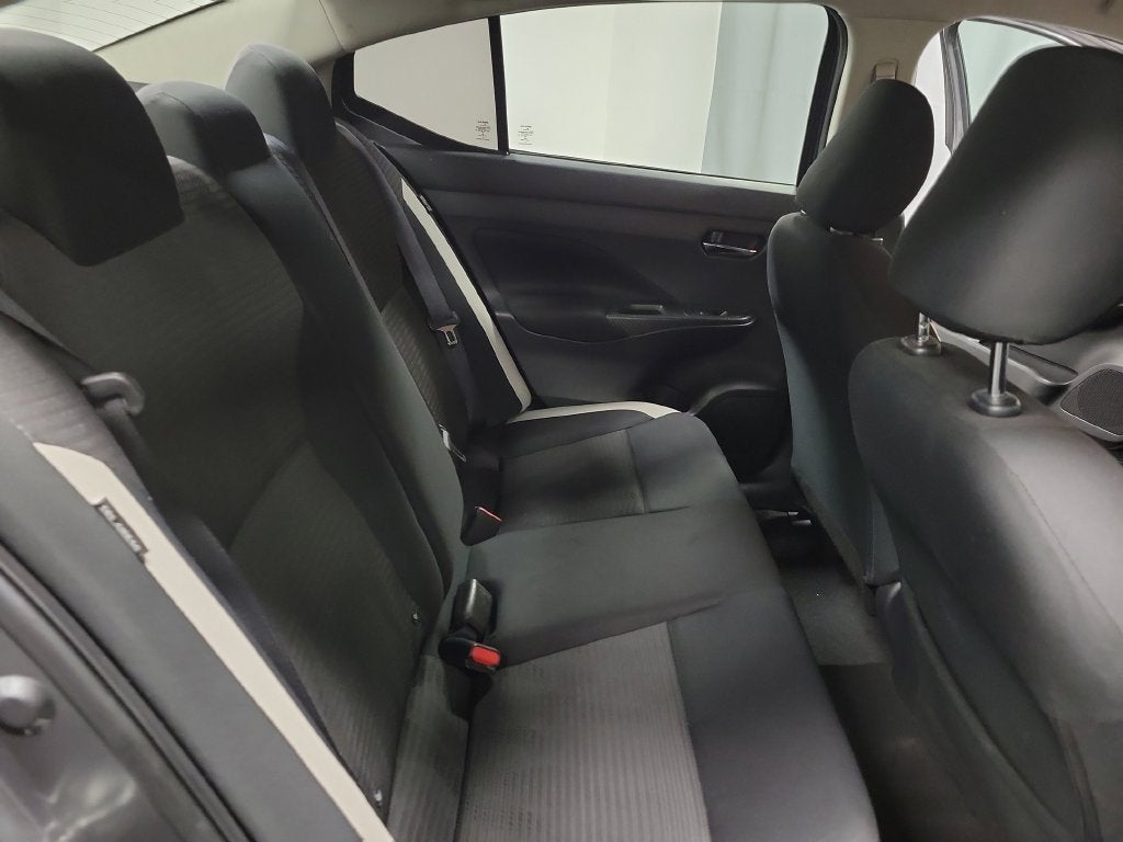 2021 Nissan Versa 1.6 SV