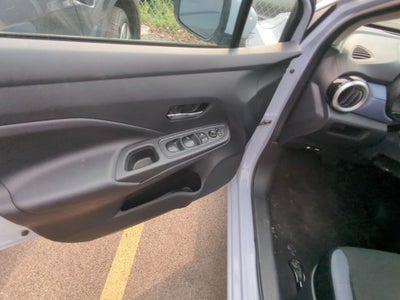 2024 Nissan Versa 1.6 SV