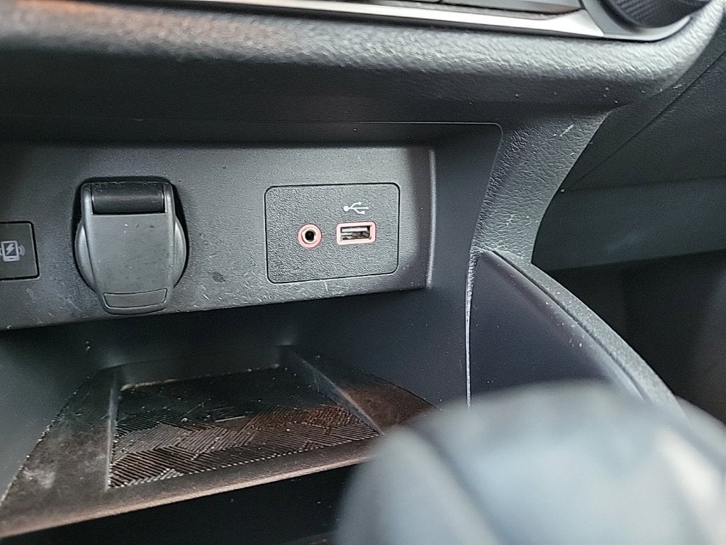 2024 Nissan Versa 1.6 SV