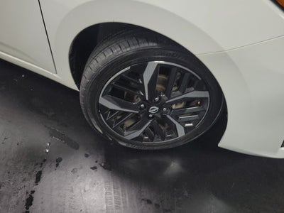 2024 Nissan Versa 1.6 SR