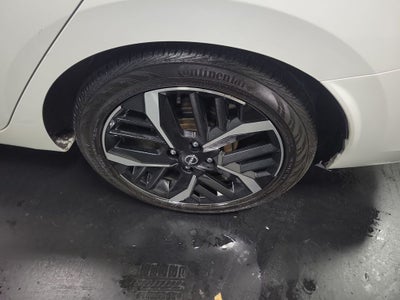 2024 Nissan Versa 1.6 SR