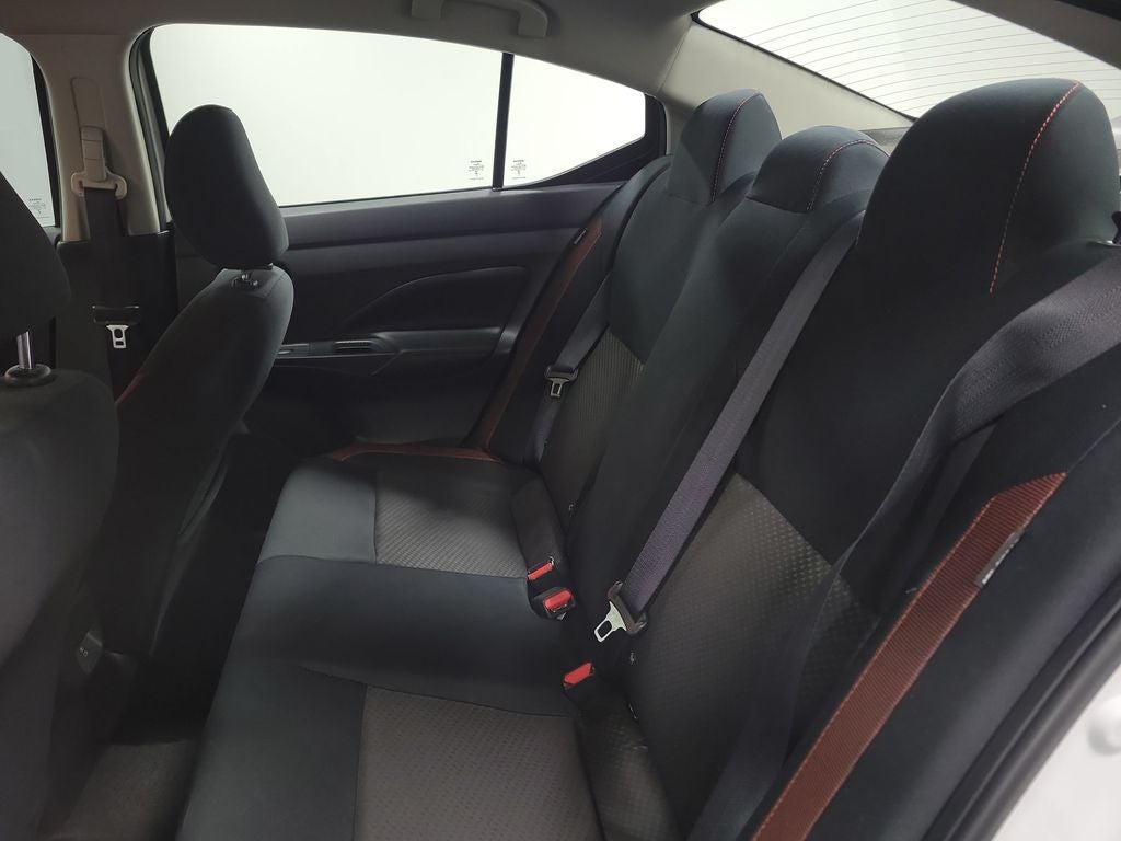 2024 Nissan Versa 1.6 SR